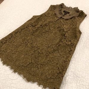 J. Crew women’s Lace Ruffle Neck Top, Petite XS